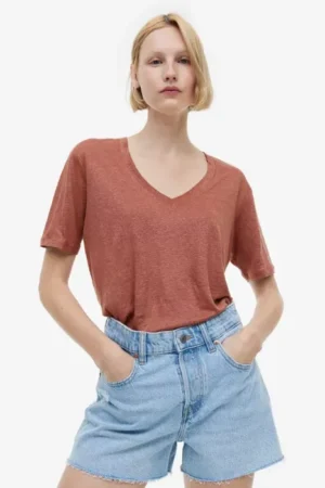 V-neck linen T-shirt